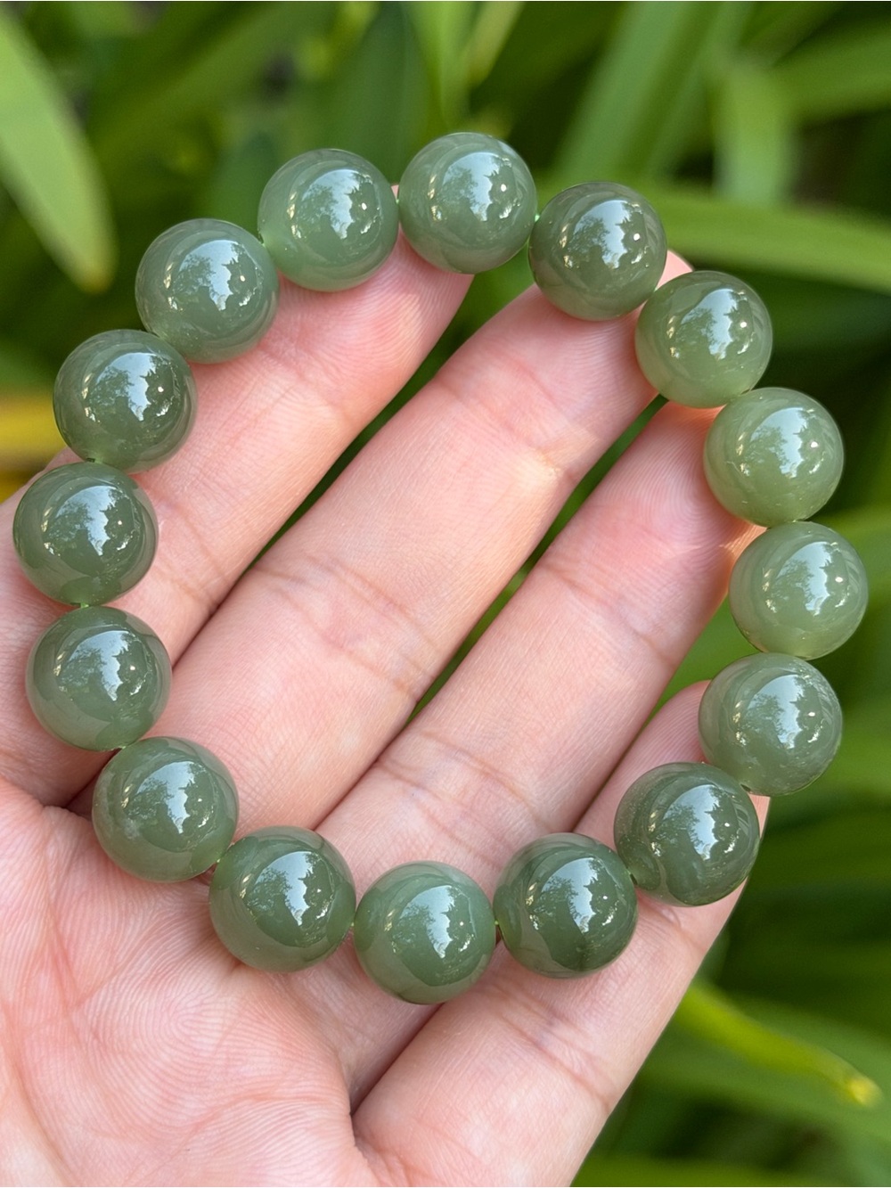 12mm Stretchable HIgh Quality Green Jade Bracelet 1974